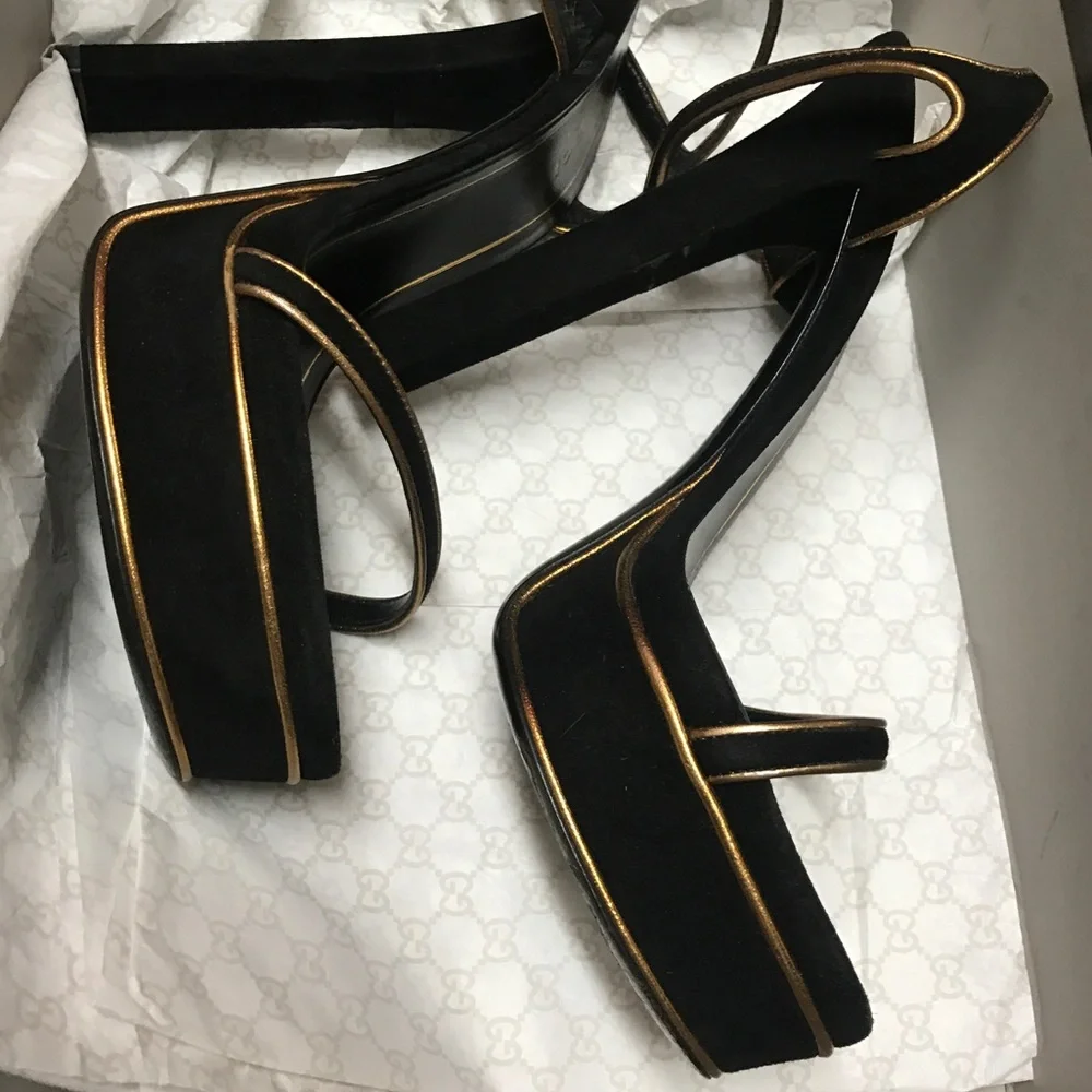 Gucci Black Platform Sandals with Gold Trim - Picture 6 of 13